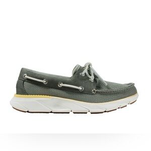 L.L. Bean Women's Kennebec Boat Shoes, 2-Eye size 10